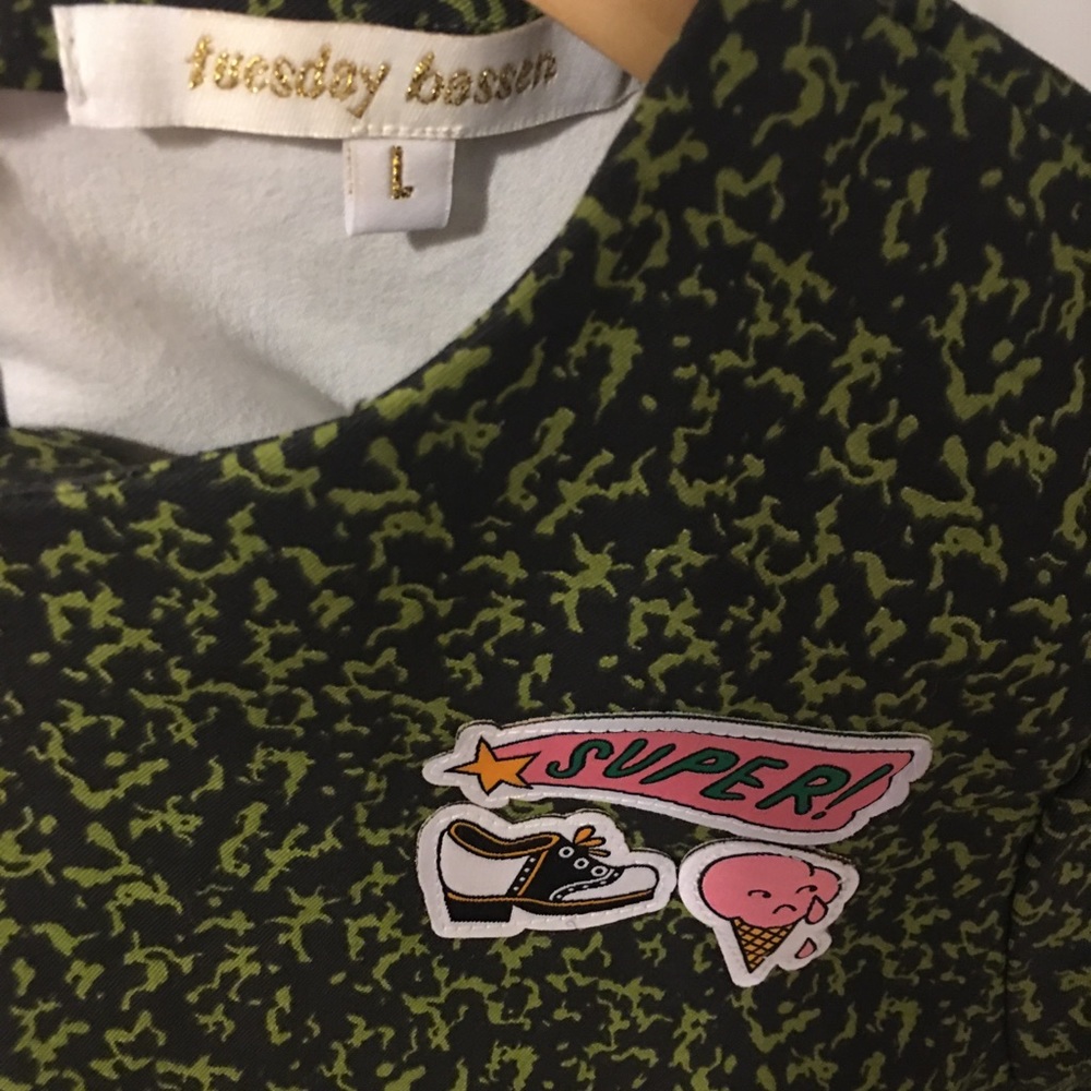 Tuesday Bassen set